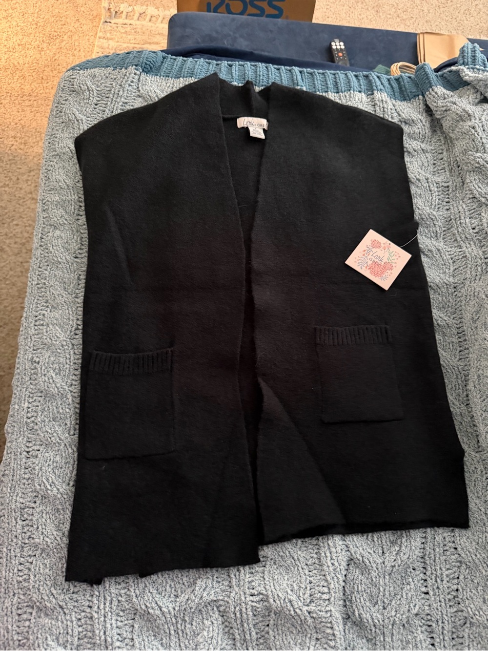 Black Open-Front Sleeveless Cardigan Vest with Front Pockets